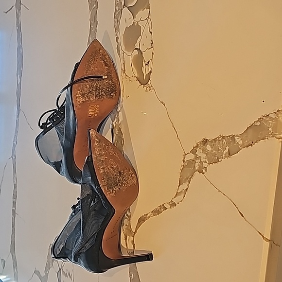 High heels - Picture 6 of 7